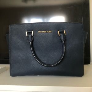 Navy Michael Kors Selma Medium